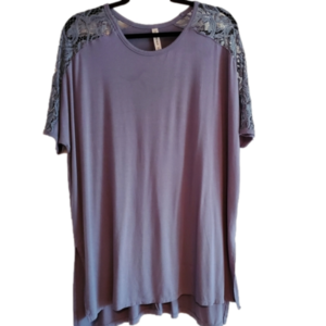 Zenana Lace Sleeve Tunic.  Size 2X  NWOT